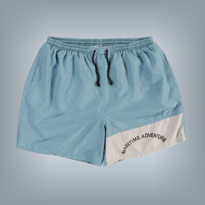 M. A. zöld rövidnadrág