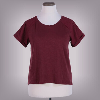 Laura Torelli bordó felső